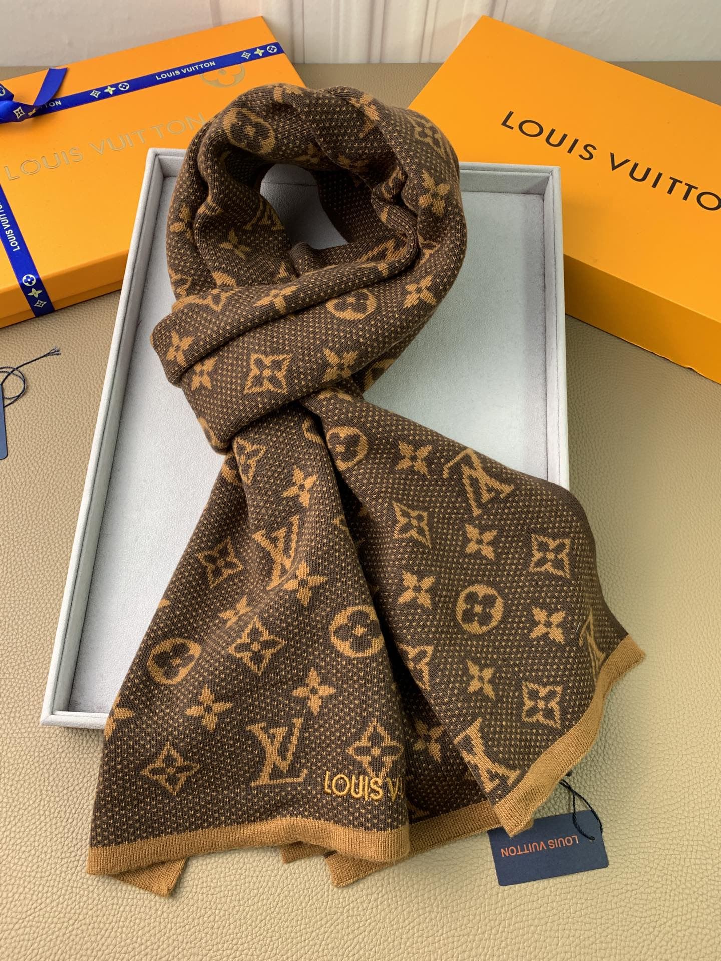 Louis Vuitton Scarf